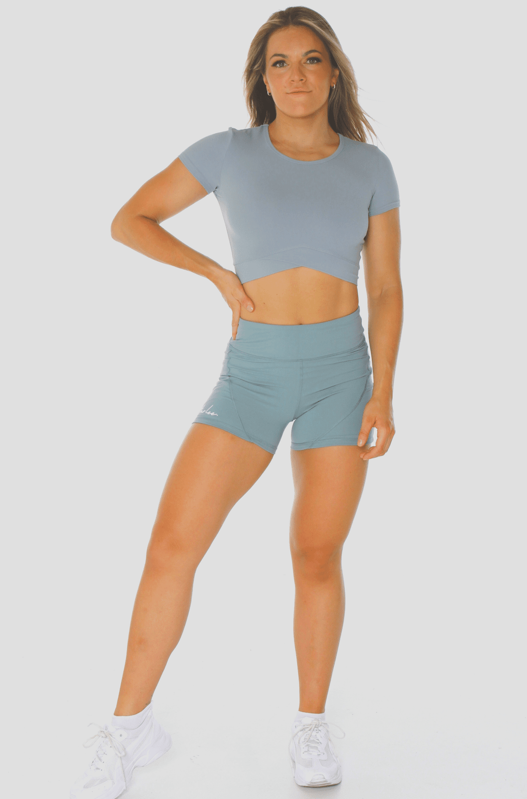 Performance Cropped Training Top - Jade Blue