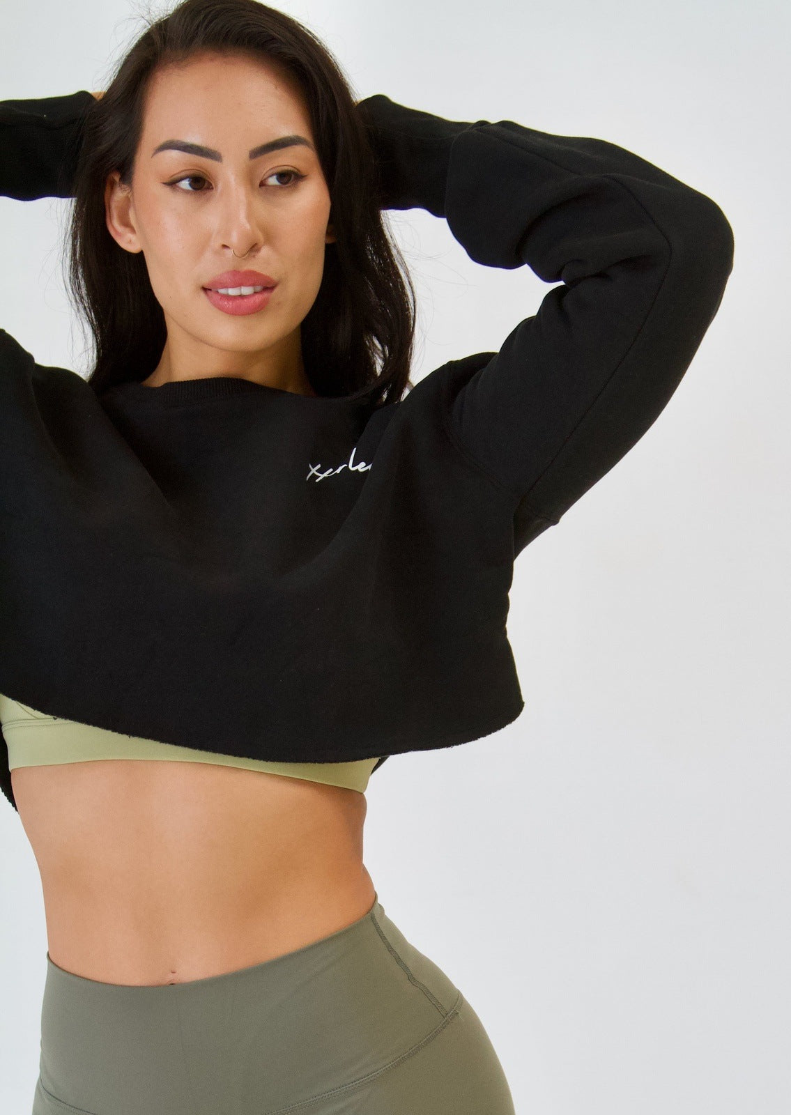 Cropped Sweater - Black